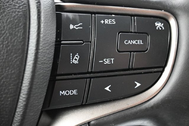 Used 2019 Lexus UX 200 w/ Premium Package FWD image 27