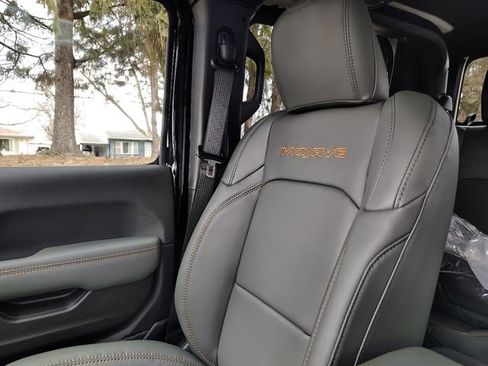 New 2026 Jeep Gladiator Mojave image 27