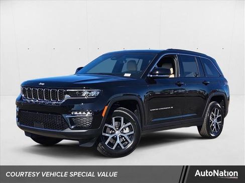 New 2025 Jeep Grand Cherokee Limited w/ Trailer Tow Package image 1