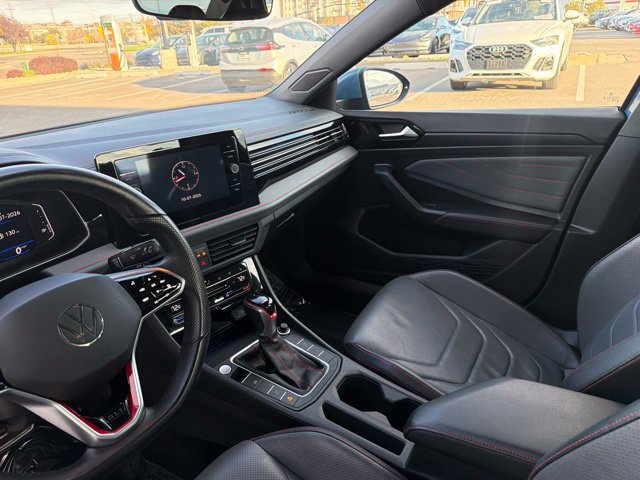 Used 2025 Volkswagen Jetta GLI Autobahn FWD image 21