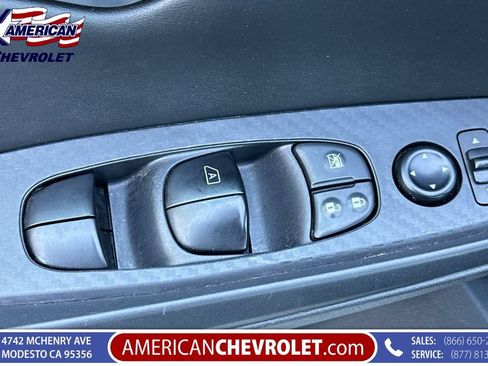 Used 2025 Nissan Sentra SV FWD image 12