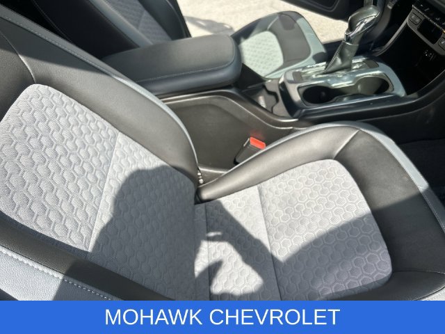 Used 2022 Chevrolet Colorado Z71 AWD/4WD image 26