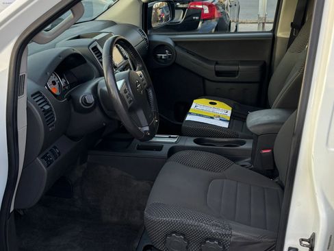 Used 2015 Nissan Xterra PRO-4X image 13