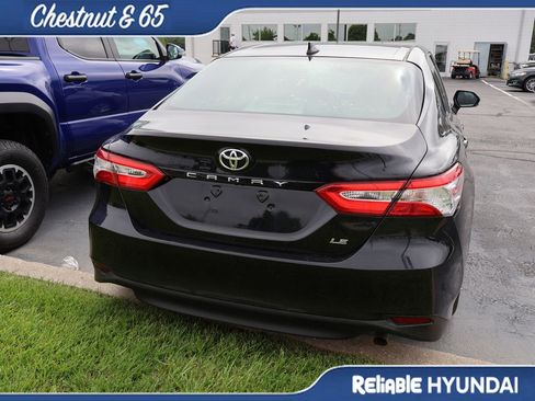 Used 2019 Toyota Camry LE w/ Convenience Package FWD image 21
