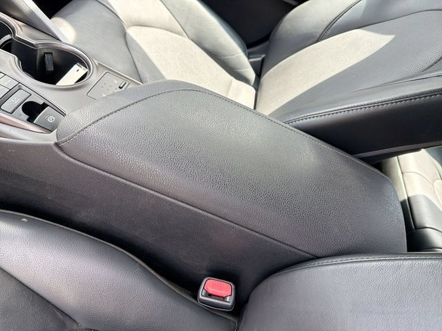 Used 2023 Toyota Camry XSE FWD image 23