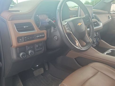 Used 2021 Chevrolet Suburban High Country RWD image 10