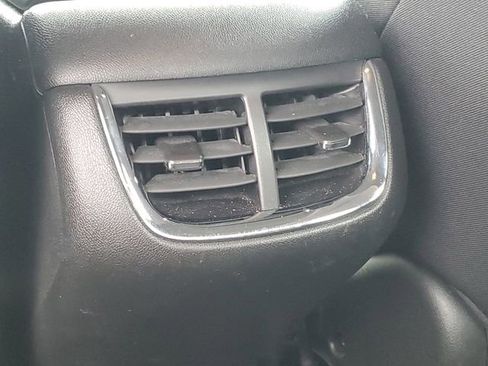 Used 2024 Chevrolet Malibu LT image 19