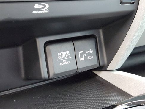 Used 2019 Honda Pilot Touring image 27