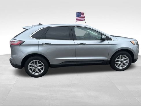 Used 2024 Ford Edge SEL image 26