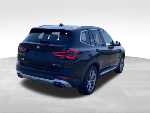 Used 2024 BMW X3 xDrive30i AWD/4WD image 3