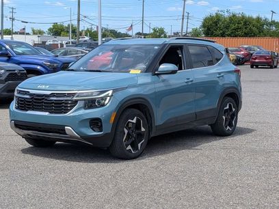 Certified 2024 Kia Seltos EX