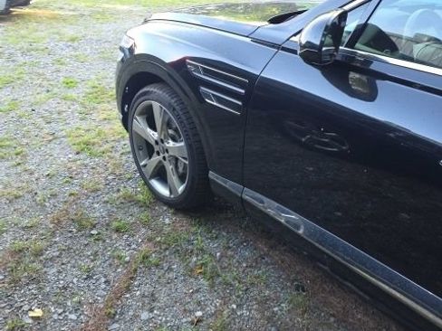 Used 2022 Genesis GV80 3.5T w/ Prestige Package 07 AWD/4WD image 11