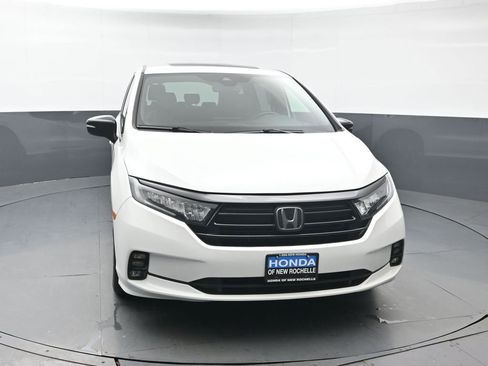 Certified 2023 Honda Odyssey Sport image 11