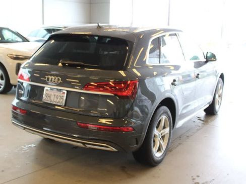 Used 2023 Audi Q5 2.0T Premium w/ Convenience Package AWD/4WD image 7