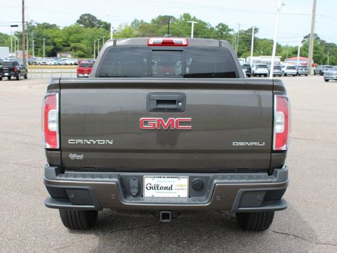 Used 2019 GMC Canyon Denali AWD/4WD image 19
