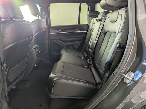 New 2026 Jeep Grand Cherokee Altitude RWD image 22