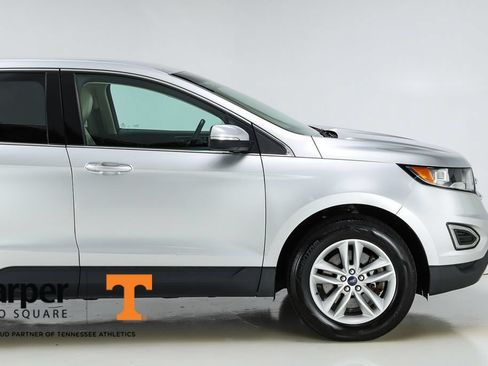 Used 2017 Ford Edge SEL w/ Equipment Group 201A AWD/4WD image 12