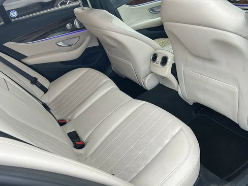Used 2017 Mercedes-Benz E 300 4MATIC image 15