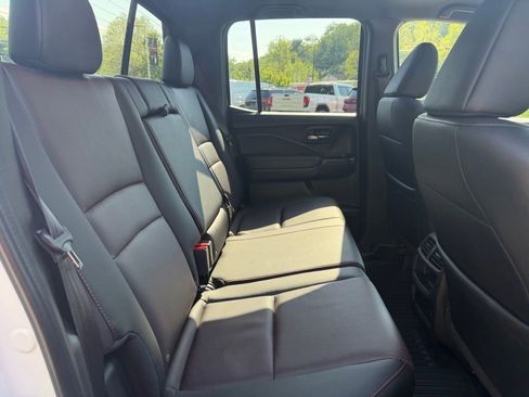 Used 2021 Honda Ridgeline Black Edition image 17
