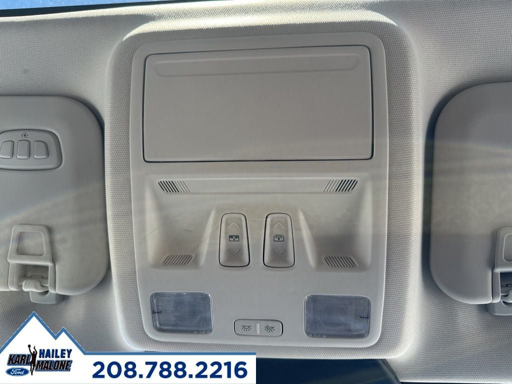 Used 2024 Ford Escape SE w/ PHEV Premium Package FWD image 31