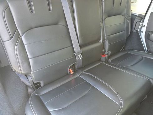 Used 2023 Jeep Wrangler Unlimited Sahara AWD/4WD image 23