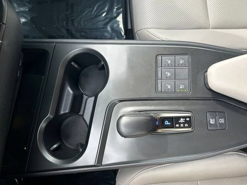 Used 2025 Lexus UX 300h AWD w/ Cold Area Package image 17