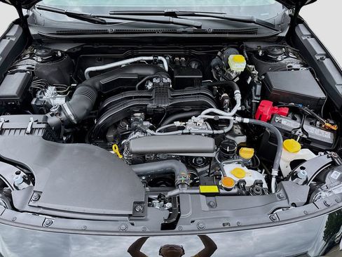 Used 2025 Subaru Outback Premium AWD/4WD image 42