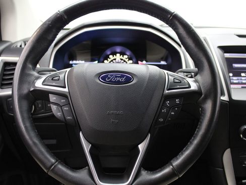 Used 2015 Ford Edge SEL w/ Equipment Group 201A AWD/4WD image 32