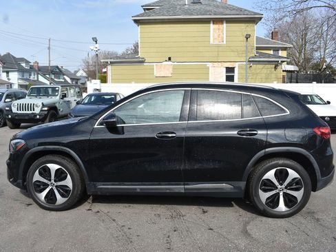 Used 2025 Mercedes-Benz GLA 250 image 9