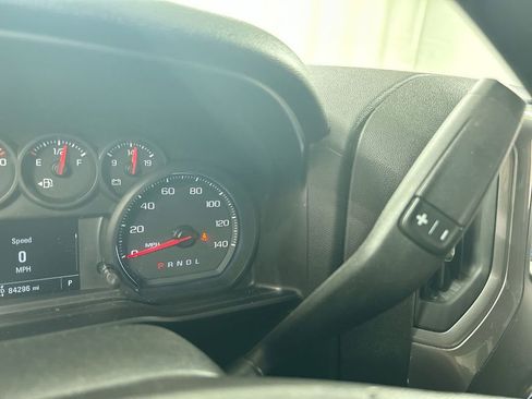 Used 2019 Chevrolet Silverado 1500 Custom Trail Boss w/ Custom Convenience Package image 17