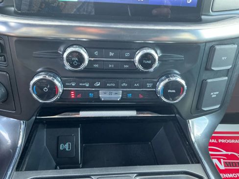 Used 2022 Ford F150 Lariat w/ Max Trailer Tow Package image 32