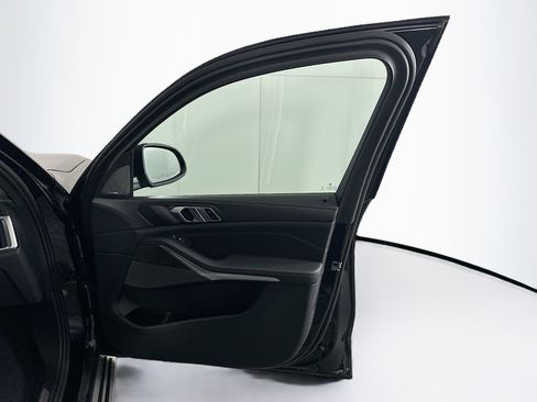 Used 2024 BMW X5 xDrive40i image 33