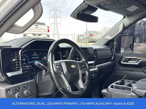 Used 2025 Chevrolet Silverado 2500 LT image 12