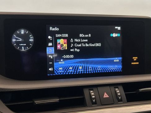 Certified 2020 Lexus ES 300h w/ Premium Package FWD image 17