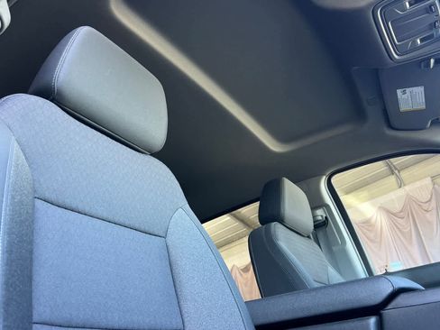 Used 2024 Chevrolet Silverado 1500 Custom Trail Boss w/ LPO, Dark Essentials Package AWD/4WD image 18