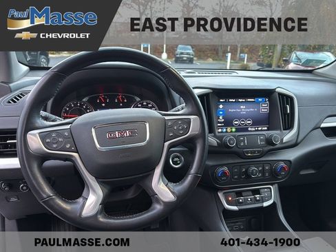 Certified 2022 GMC Terrain SLT image 10