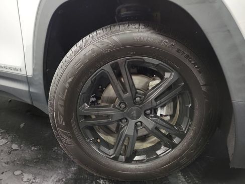 Used 2020 GMC Terrain SLE FWD image 11