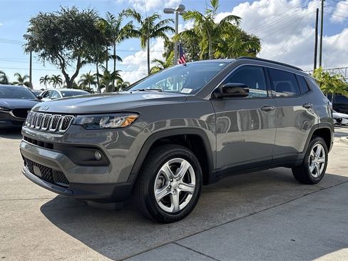 Used 2023 Jeep Compass Latitude w/ Sun and Sound Group image 29