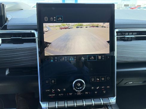 Used 2025 GMC Sierra EV Denali AWD/4WD image 35