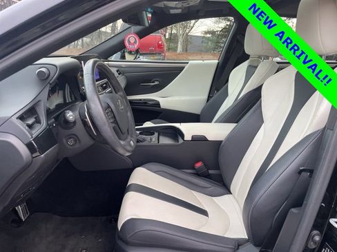 Used 2023 Lexus ES 350 F Sport w/ Accessory Package (Z2) image 10