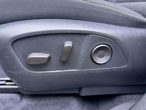 Used 2024 Chevrolet Traverse LT w/ LPO, Floor Liner Package AWD/4WD image 12