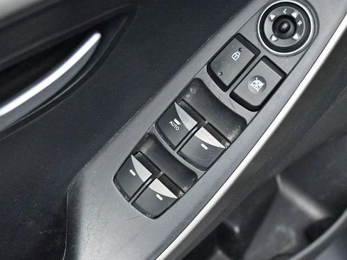 Used 2013 Hyundai Elantra GT w/ Style Pkg FWD image 11