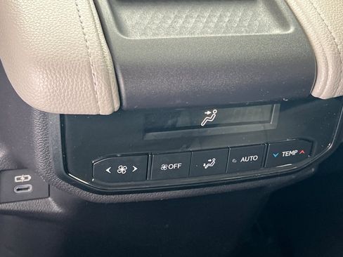 New 2026 Toyota Grand Highlander XLE image 15