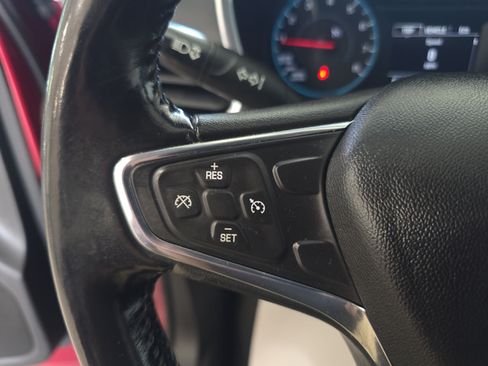 Used 2018 Chevrolet Equinox LT AWD/4WD image 15