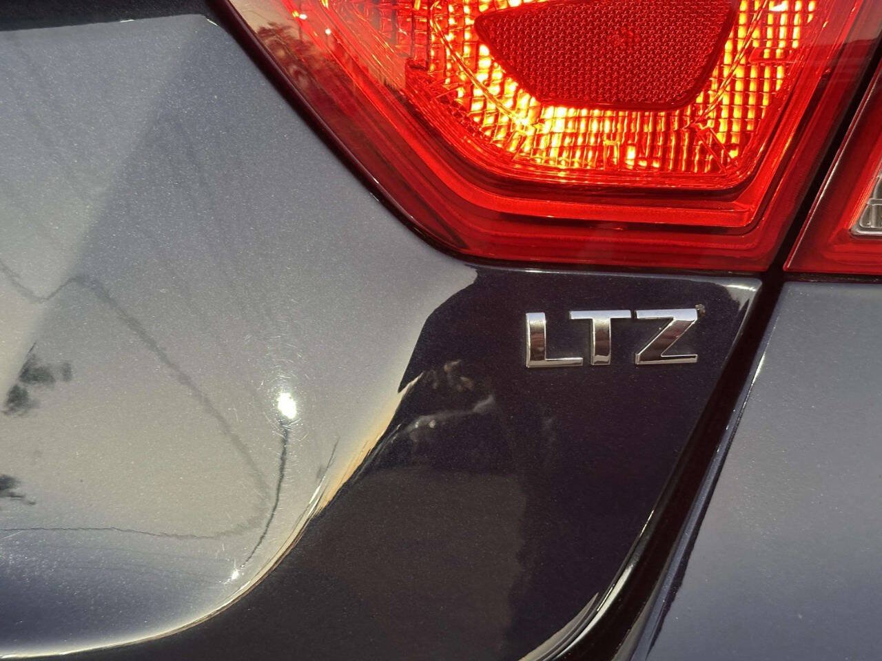 Used 2015 Chevrolet Impala LTZ FWD image 41