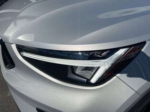 Certified 2025 Volvo XC40 B5 Plus image 7