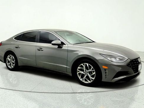 Used 2022 Hyundai Sonata SEL FWD image 3