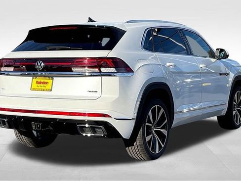 New 2026 Volkswagen Atlas Cross Sport SEL Premium R-Line image 16