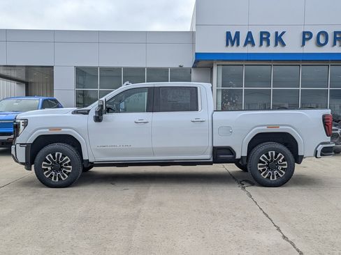 New 2026 GMC Sierra 2500 Denali Ultimate image 9