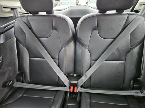 Certified 2024 Volvo XC90 T8 Plus w/ Protection Package Premier AWD/4WD image 18